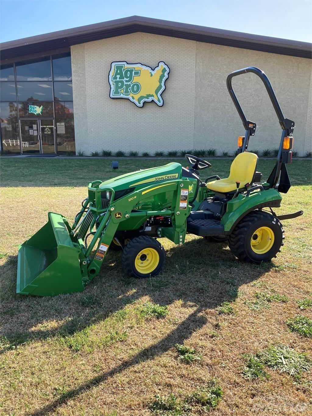 John Deere 1023E Taajamatraktorit