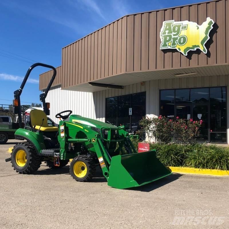 John Deere 1023E Taajamatraktorit