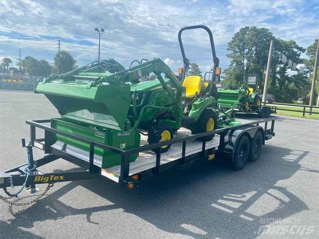 John Deere 1023E Taajamatraktorit