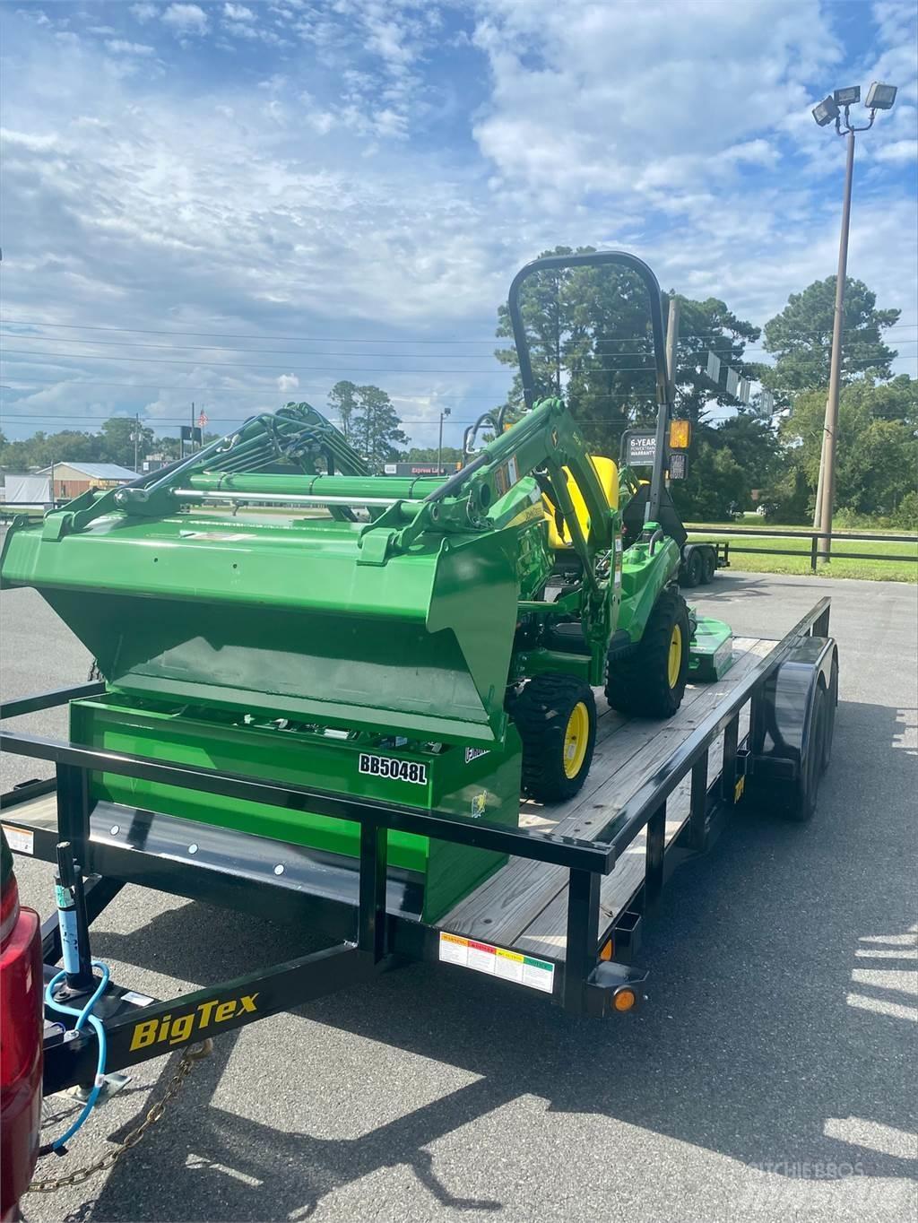 John Deere 1023E Taajamatraktorit