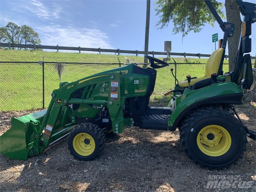 John Deere 1023E Taajamatraktorit