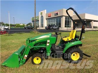 John Deere 1023E Taajamatraktorit