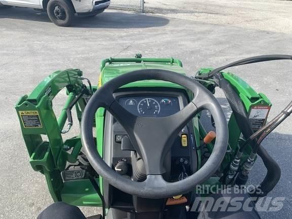 John Deere 1025R Taajamatraktorit
