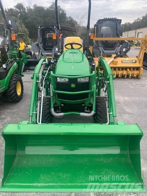 John Deere 1025R Taajamatraktorit