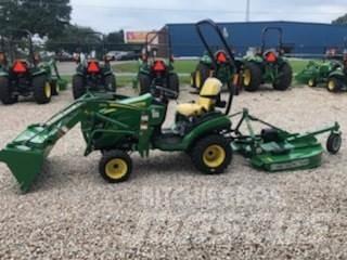 John Deere 1025R Taajamatraktorit