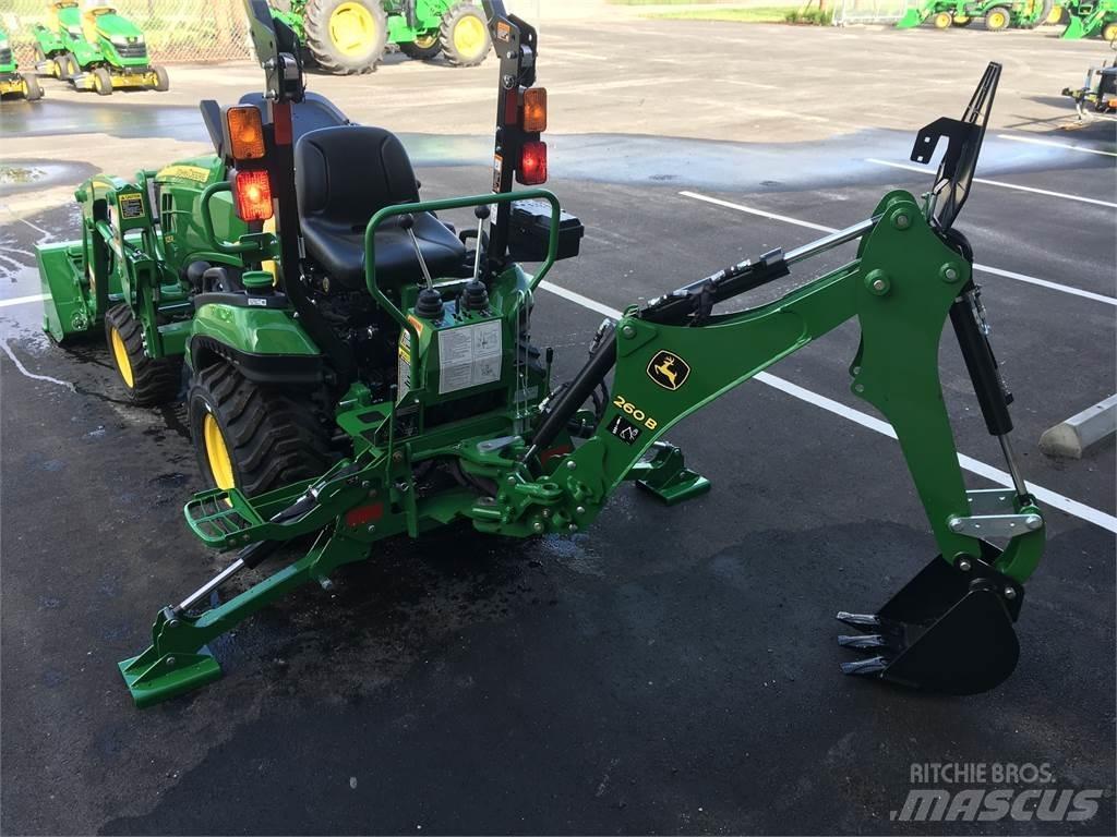 John Deere 1025R Taajamatraktorit
