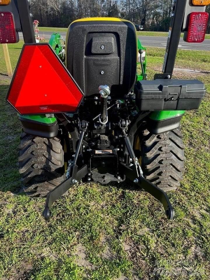 John Deere 1025R Taajamatraktorit