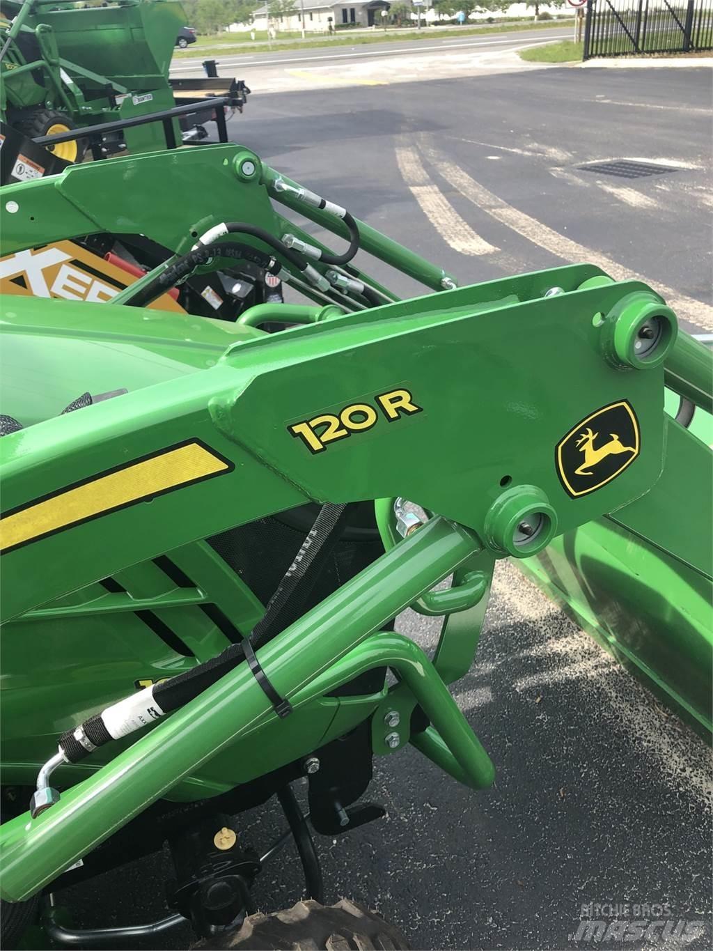 John Deere 1025R Taajamatraktorit