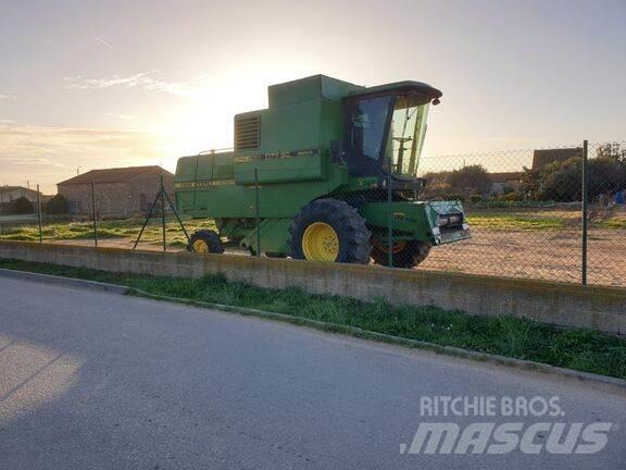 John Deere 1177 Leikkuupuimurit