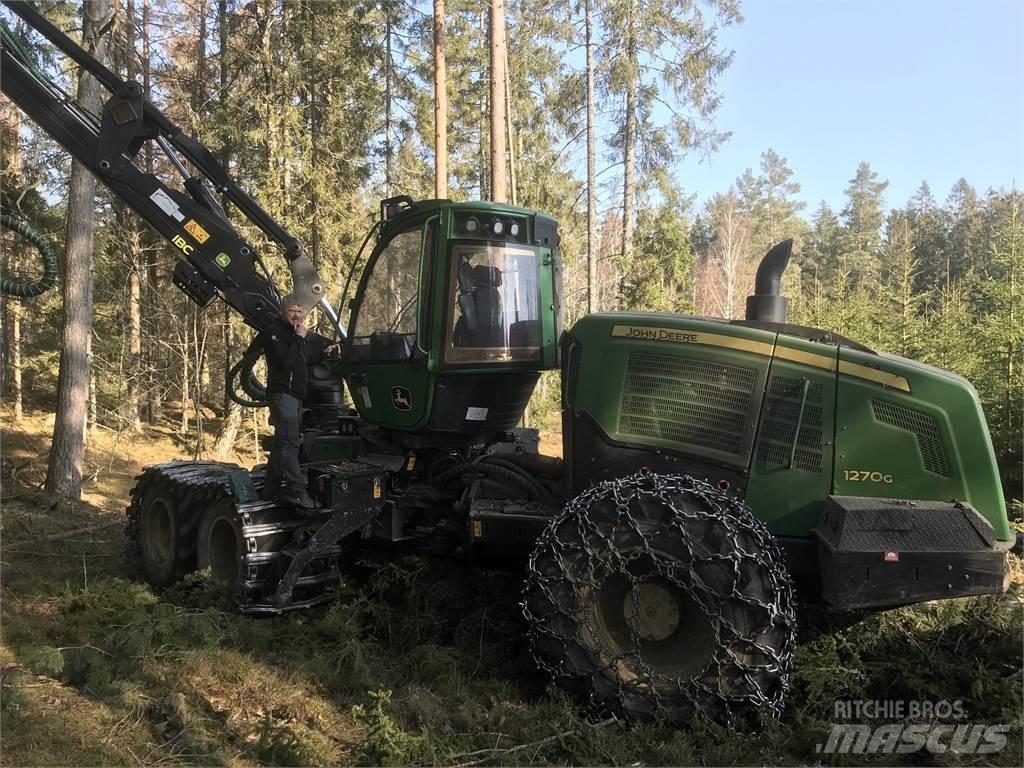 John Deere 1270G Harvesterit
