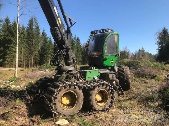 John Deere 1270G Harvesterit