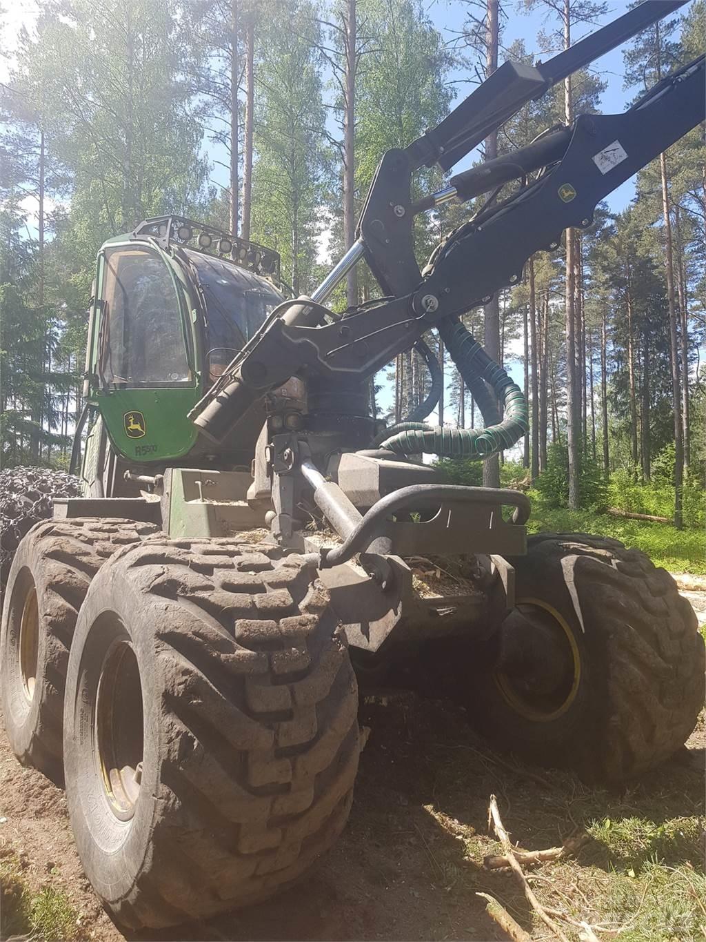 John Deere 1470G Harvesterit