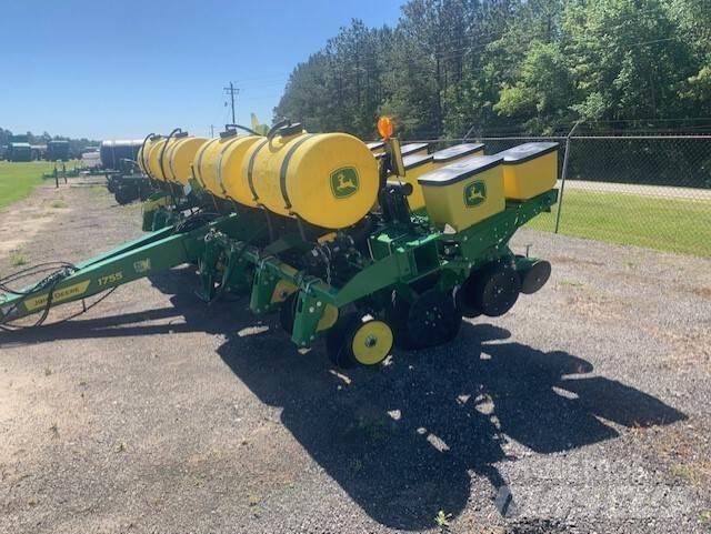 John Deere 1755 Istutuskoneet
