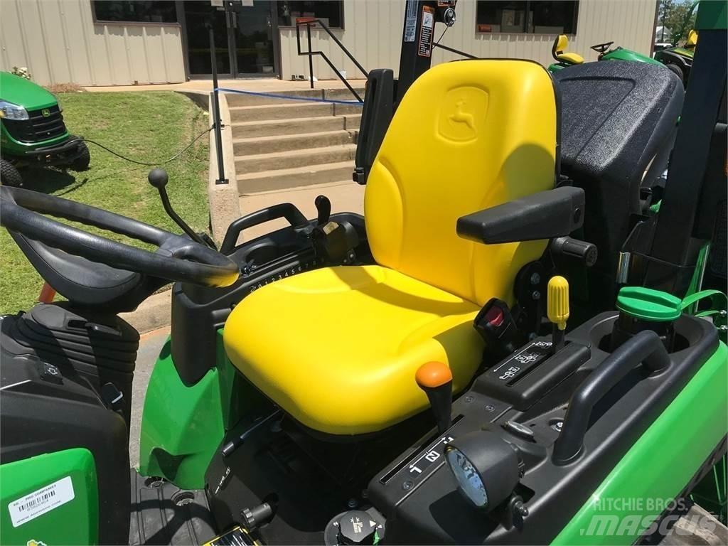 John Deere 2025R Taajamatraktorit