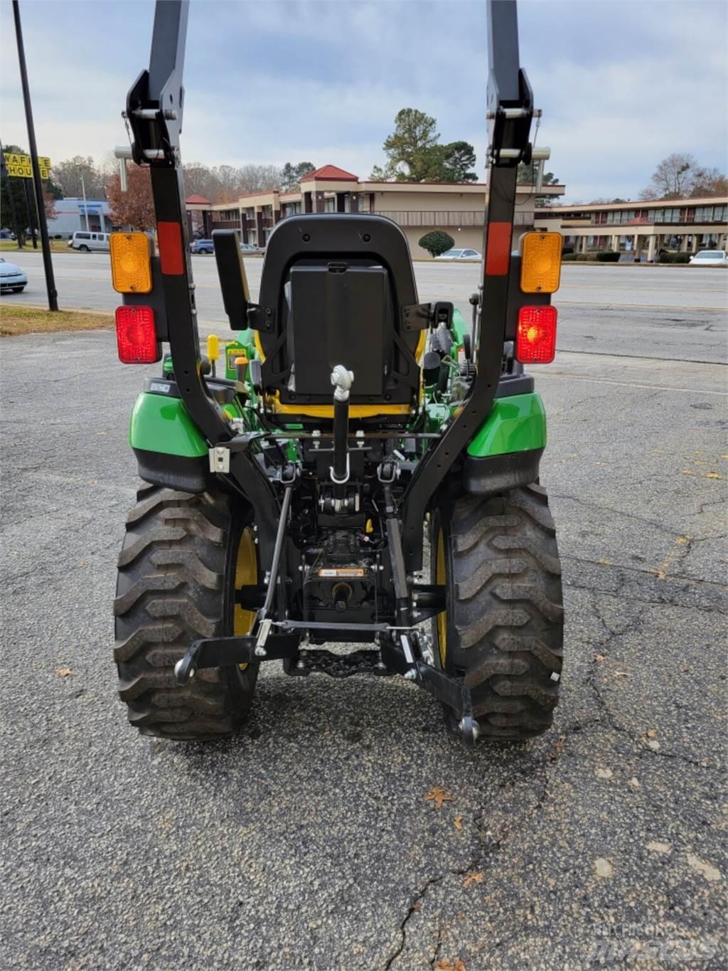 John Deere 2025R Taajamatraktorit