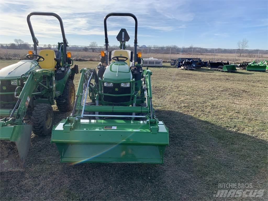 John Deere 2025R Taajamatraktorit
