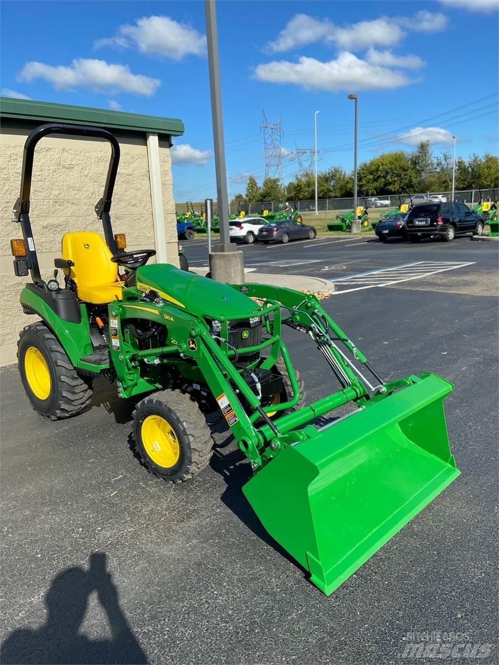 John Deere 2025R Taajamatraktorit