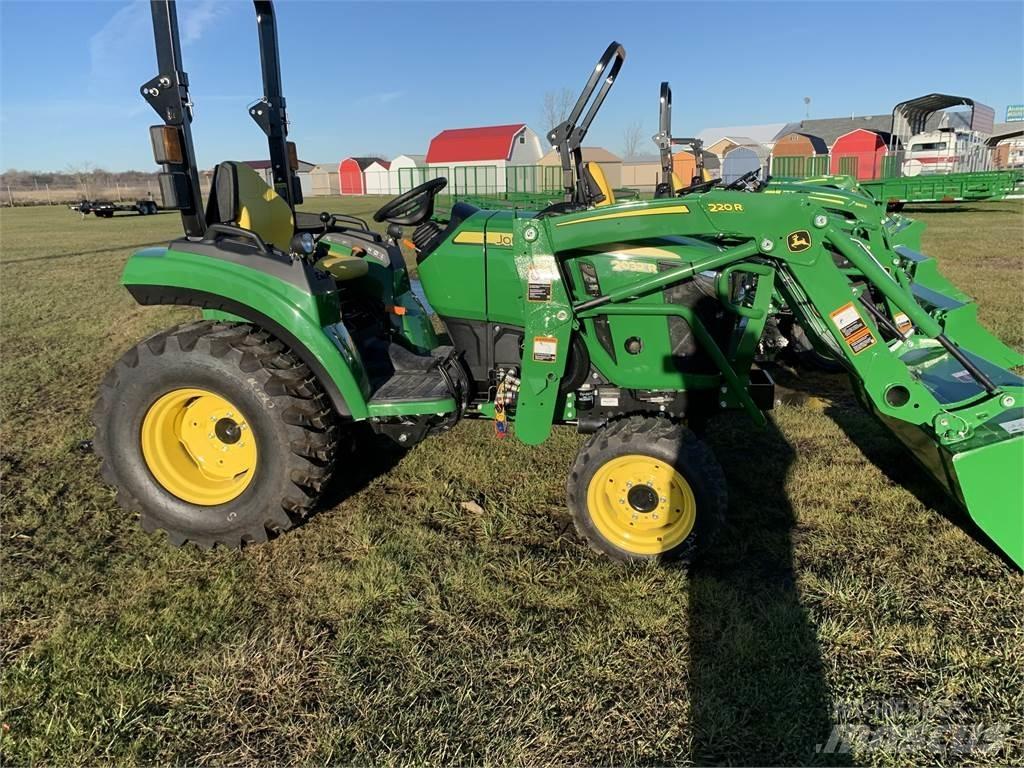 John Deere 2032R Taajamatraktorit
