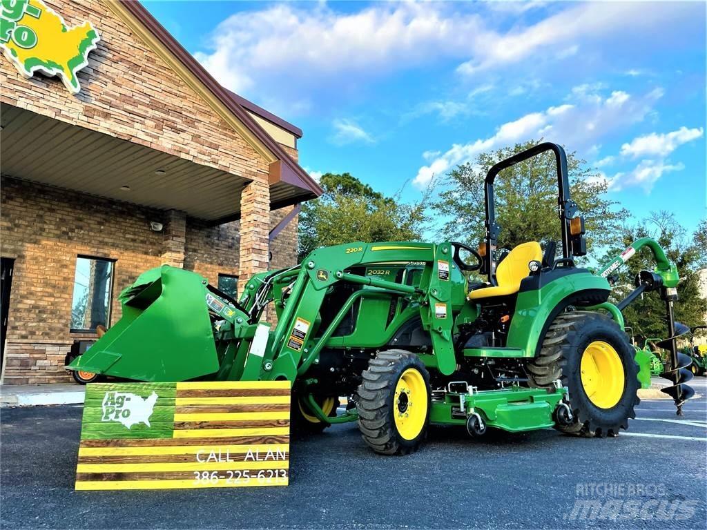 John Deere 2032R Taajamatraktorit