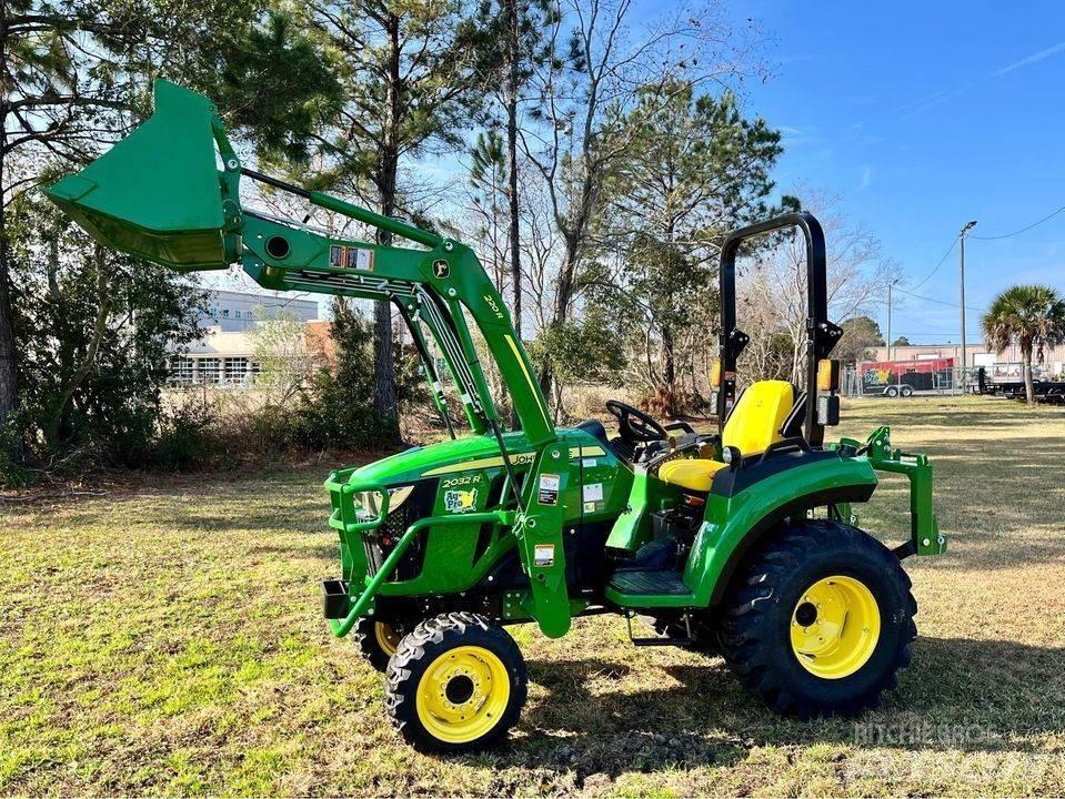 John Deere 2032R Taajamatraktorit