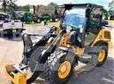 John Deere 204 G Pienkuormaajat