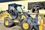John Deere 204 G Pienkuormaajat