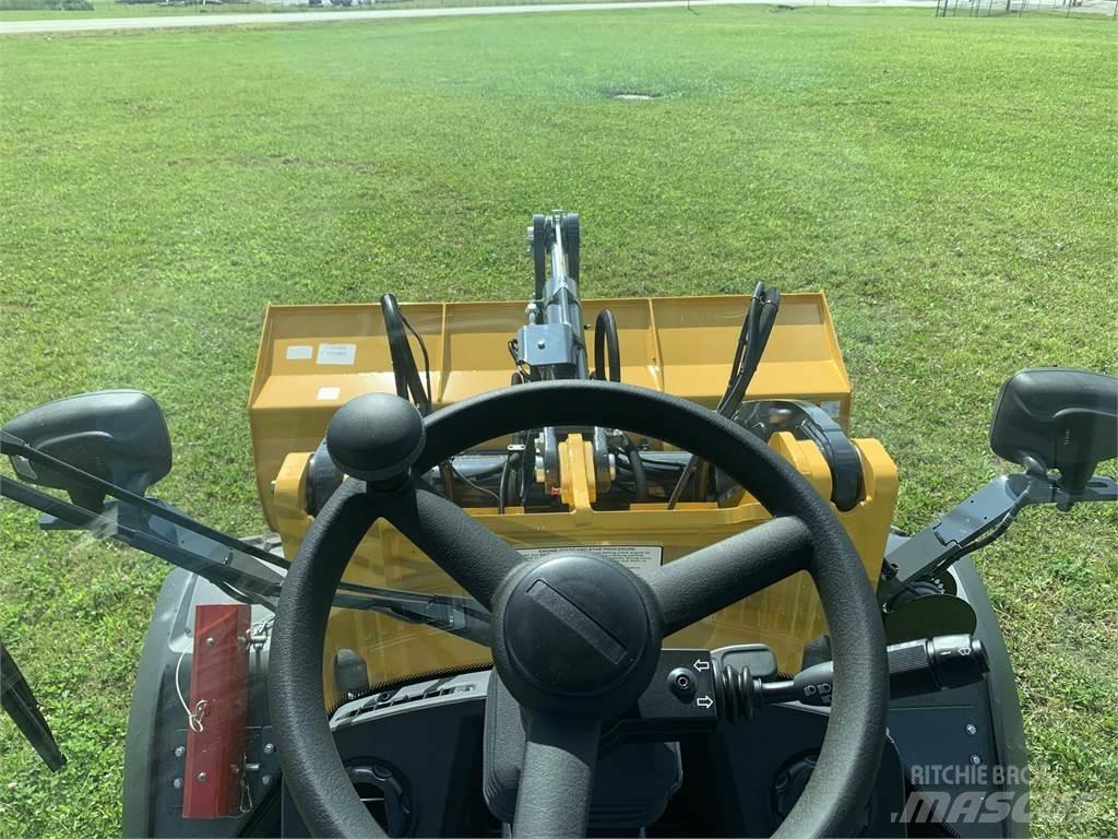 John Deere 244L Pyöräkuormaajat