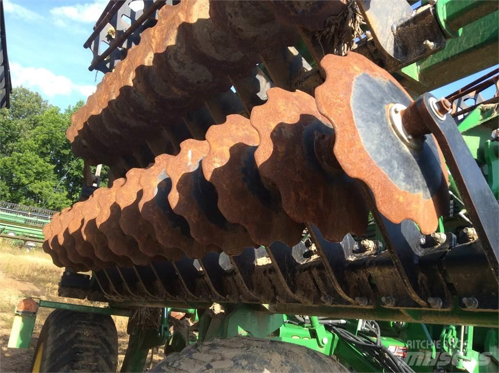 John Deere 2680 Kiekkomultaimet ja lautasäkeet