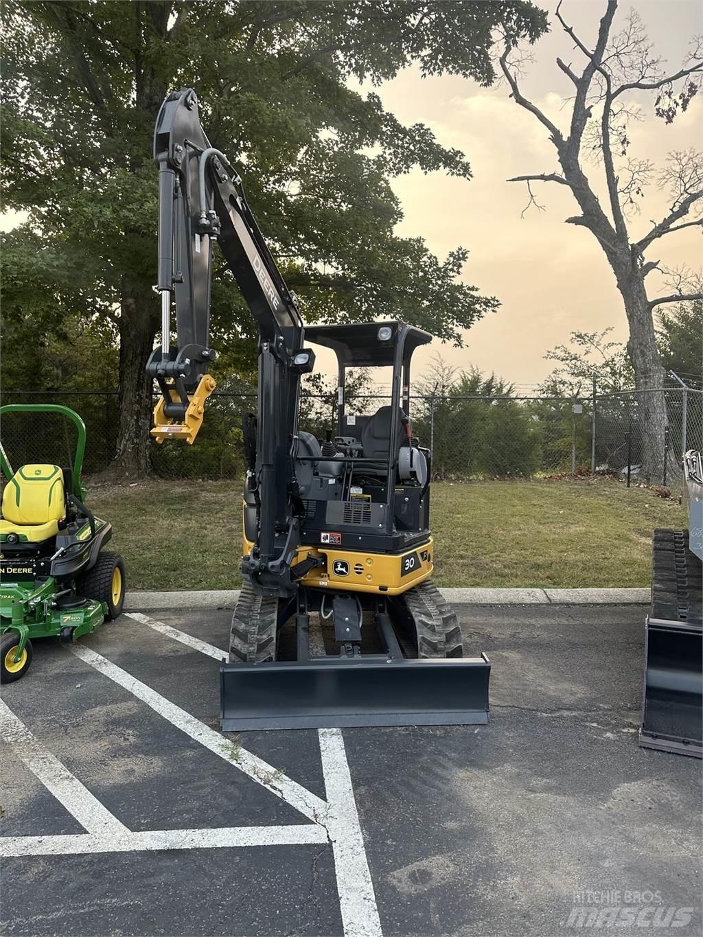 John Deere 30 P Minikaivukoneet < 7t