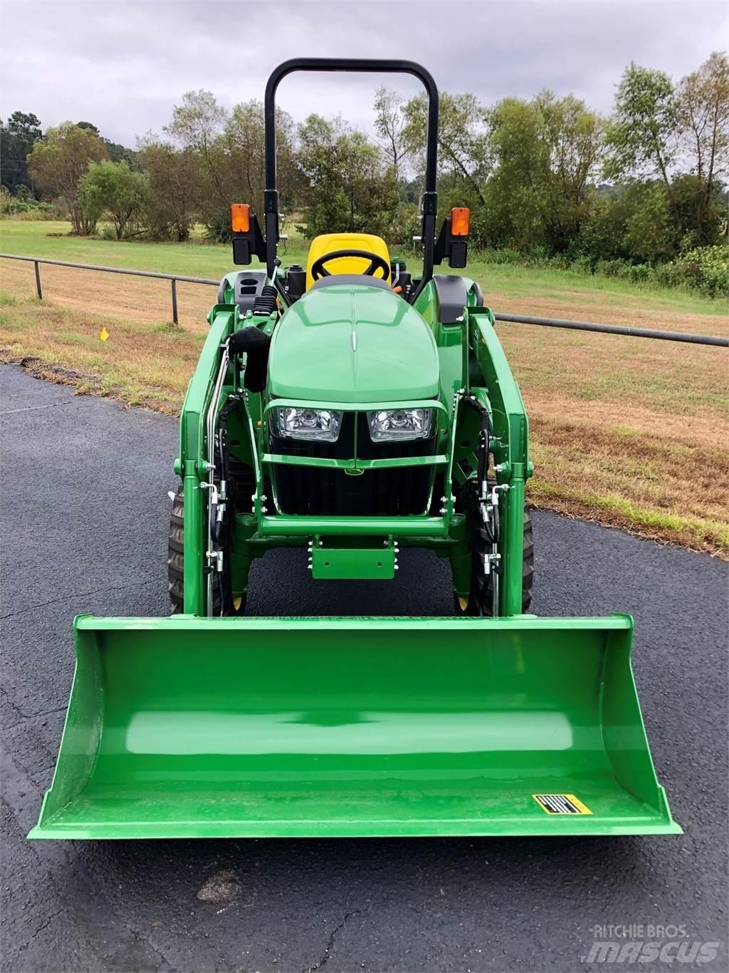 John Deere 3025D Taajamatraktorit