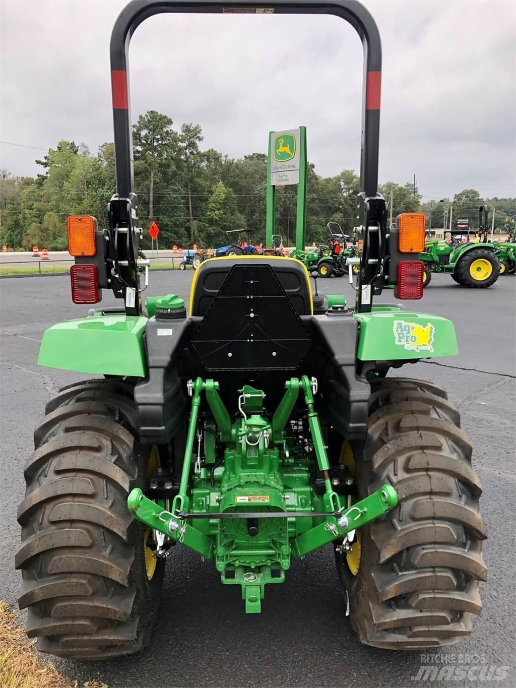 John Deere 3025D Taajamatraktorit