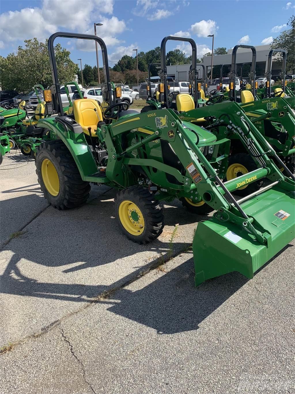 John Deere 3025D Taajamatraktorit
