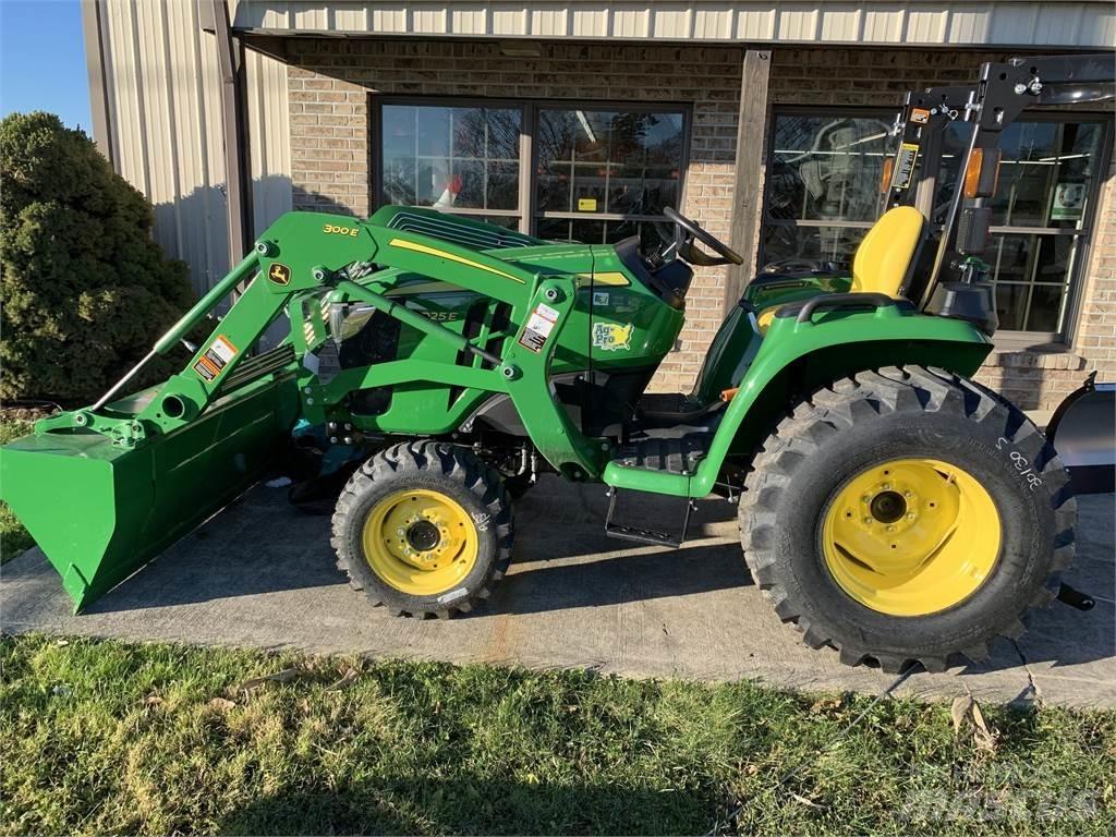 John Deere 3025E Taajamatraktorit