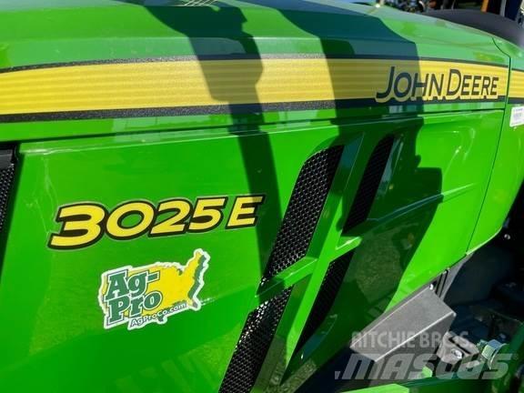 John Deere 3025E Taajamatraktorit