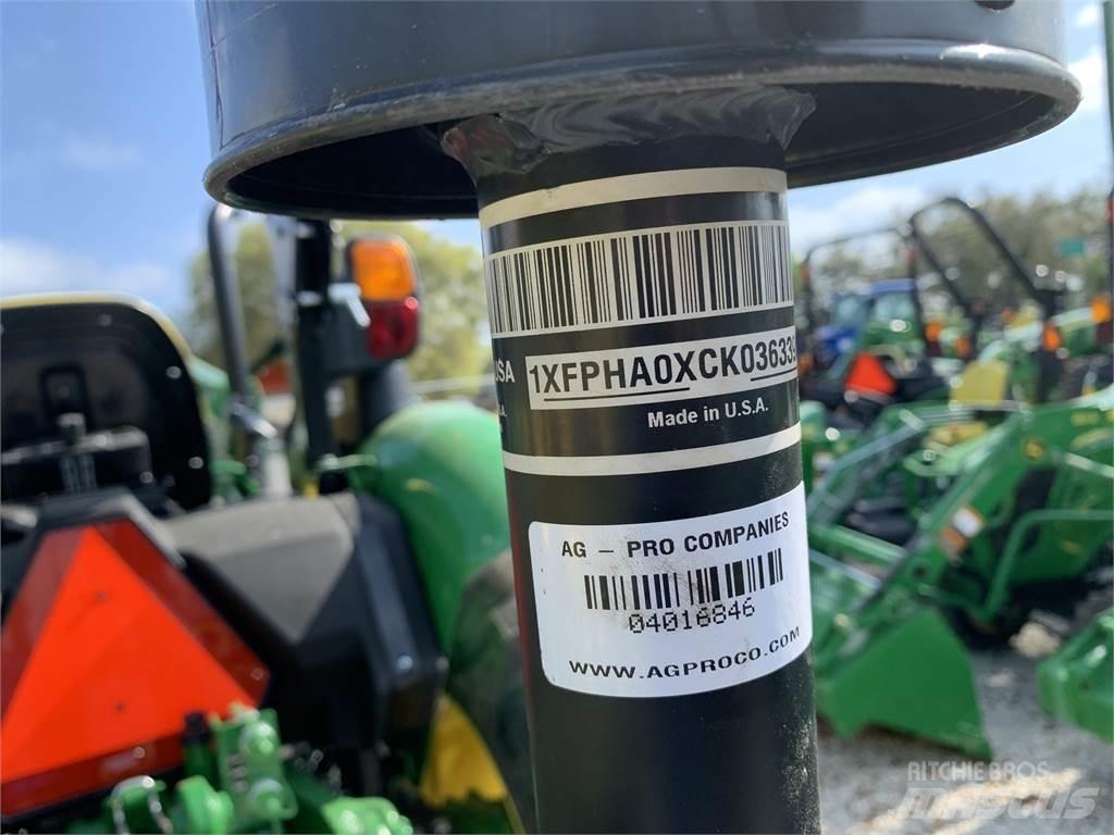 John Deere 3038E Taajamatraktorit