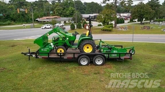 John Deere 3038E Taajamatraktorit