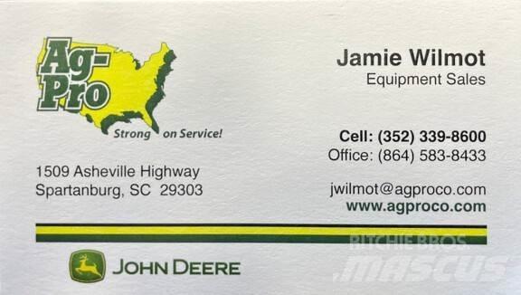 John Deere 3043D Traktorit