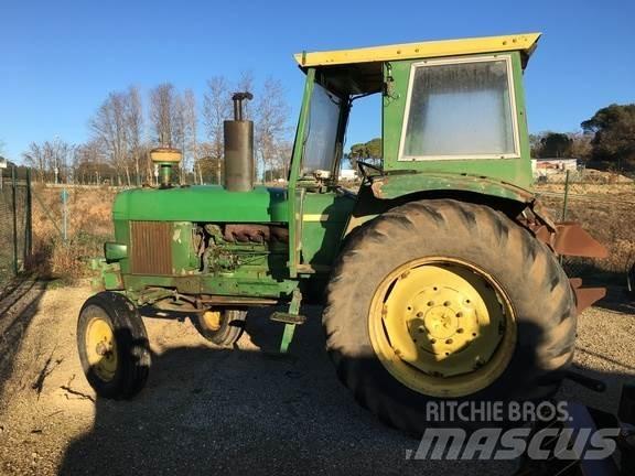 John Deere 3135 Traktorit