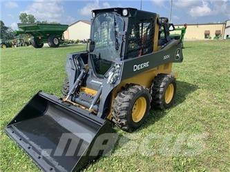 John Deere 320G Liukuohjatut kuormaajat