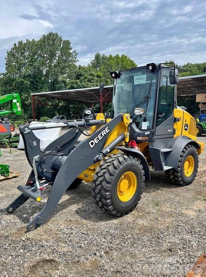 John Deere 324P Pyöräkuormaajat