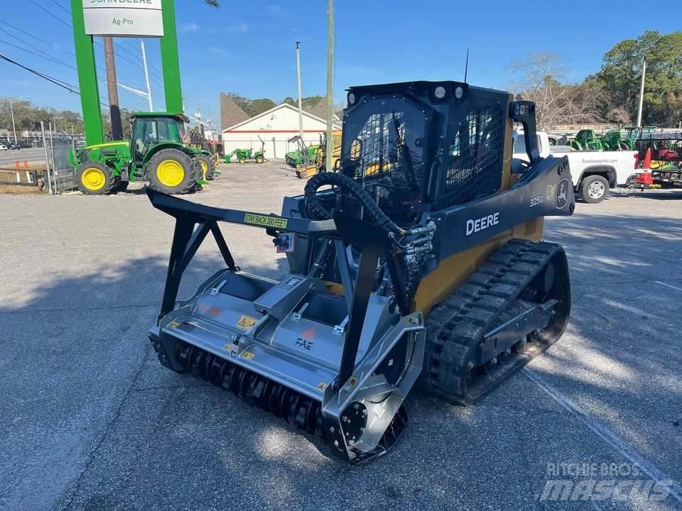 John Deere 325G Pienkuormaajat