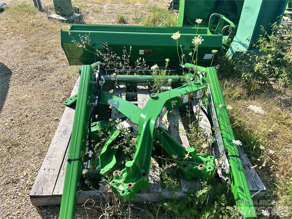 John Deere 400E Traktorit