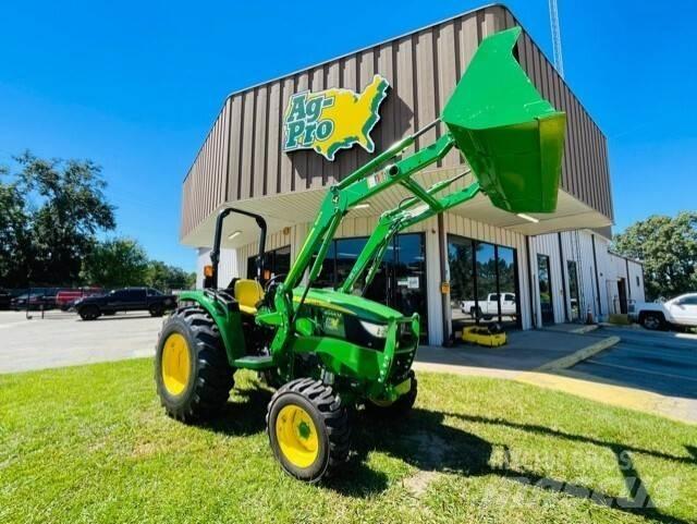 John Deere 4044M Traktorit