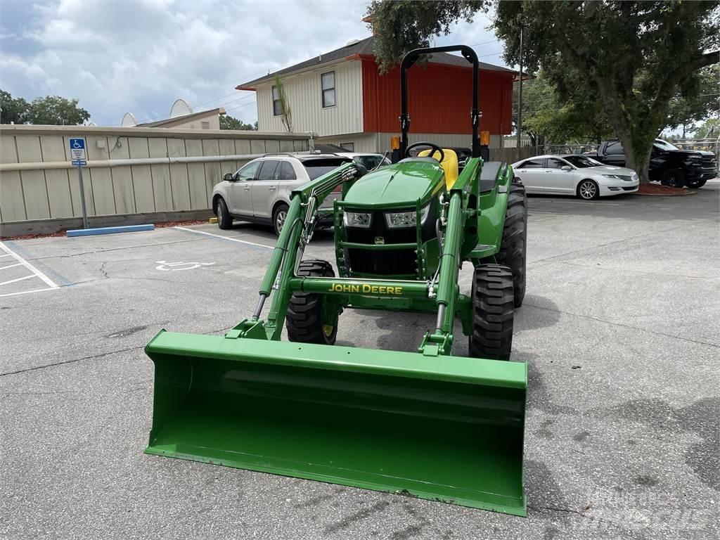 John Deere 4052M Traktorit
