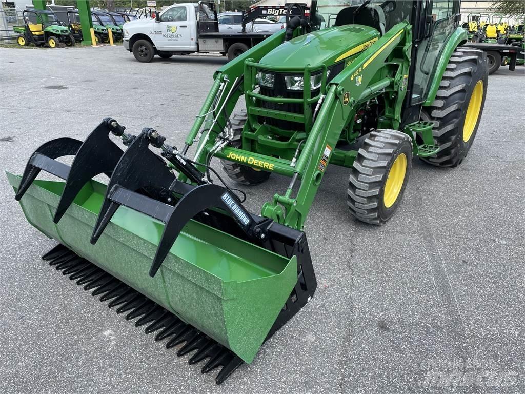 John Deere 4052R Traktorit