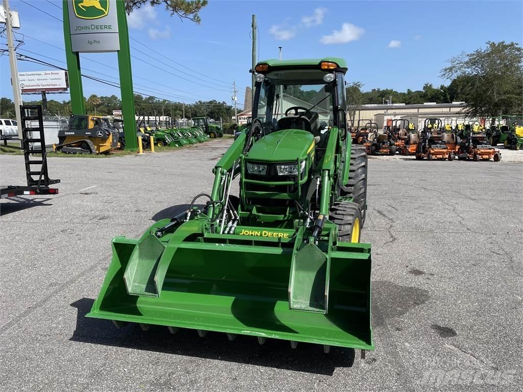 John Deere 4066R Traktorit