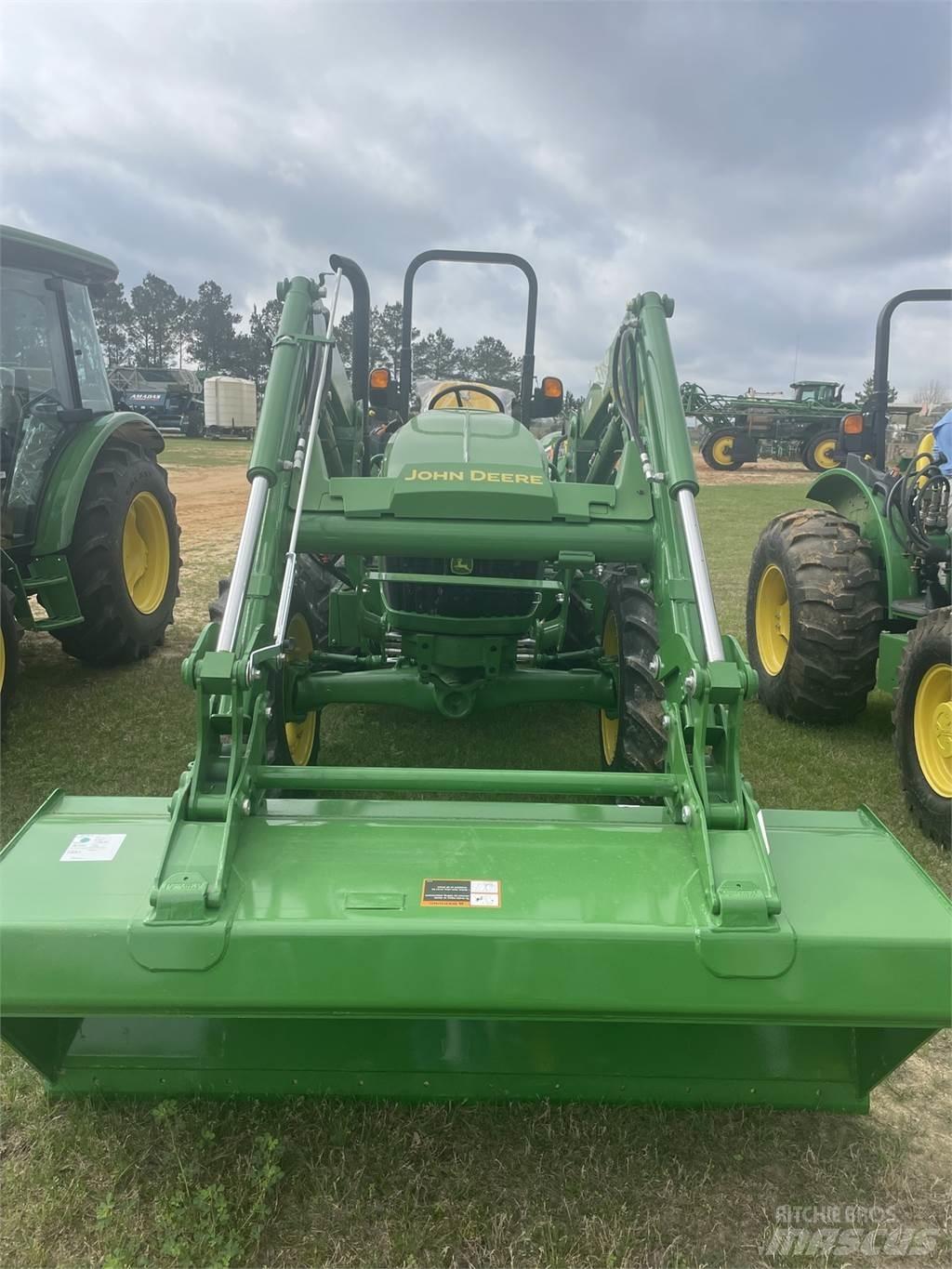 John Deere 5060E Traktorit