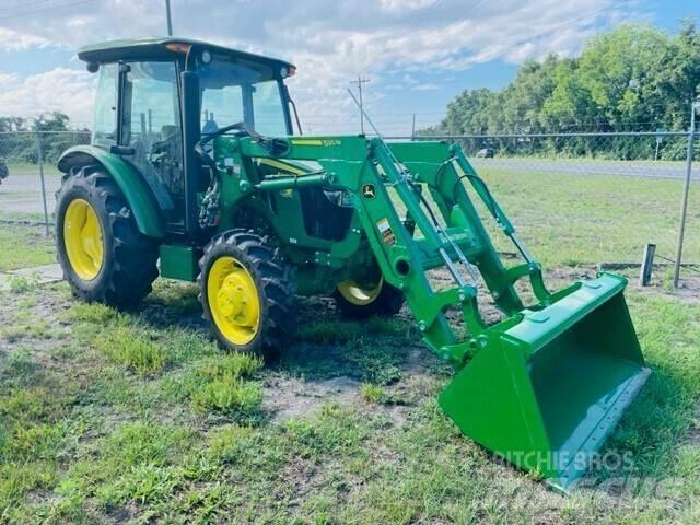 John Deere 5067E Traktorit