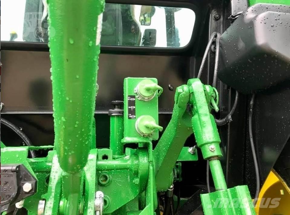 John Deere 5075E Traktorit