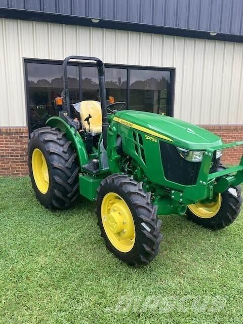 John Deere 5075E Traktorit